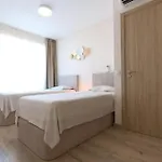 Elite 7a Apartment